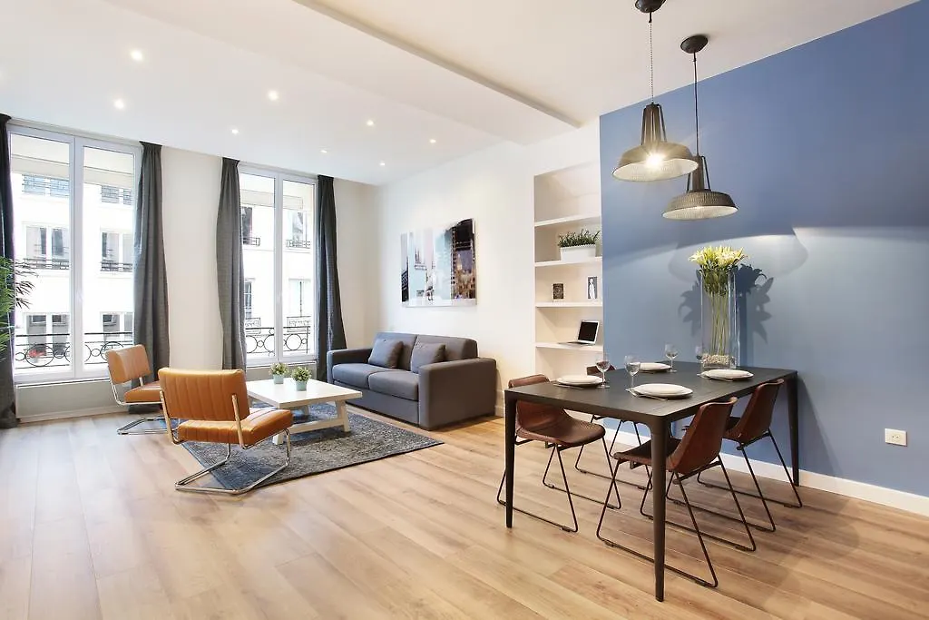 Rent A - Bonne Nouvelle *