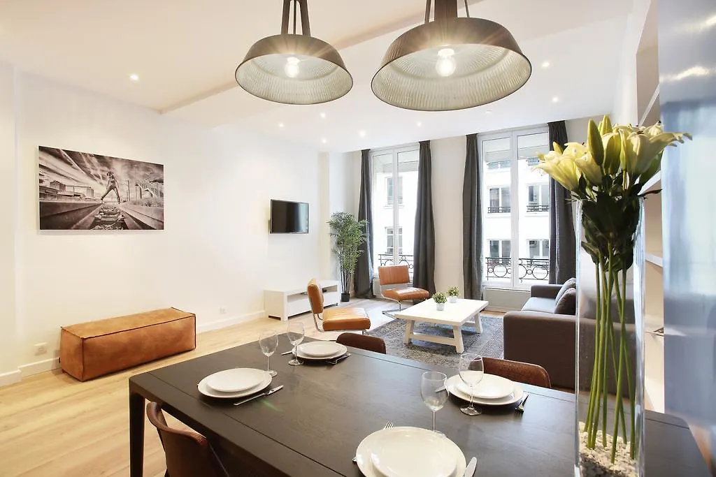 Rent A - Bonne Nouvelle